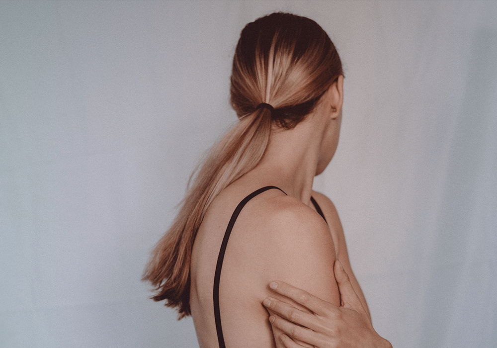 Hautausschlag durch Stress: Wenn seelische Belastungen die Haut aufwühlen