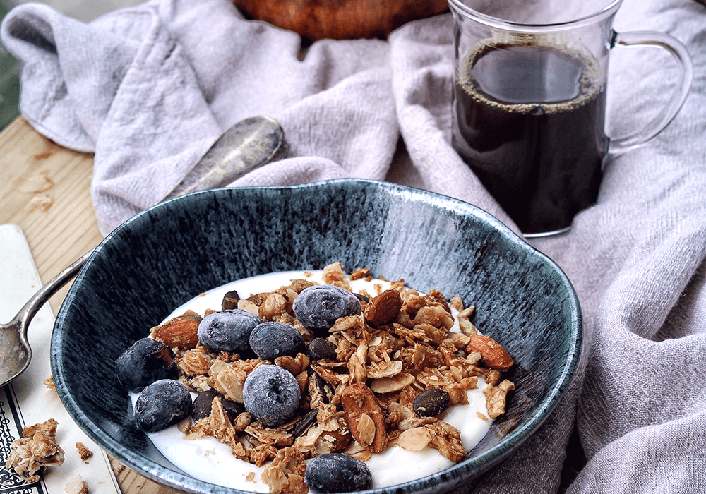 Mental Health Day: Ausschlafen, Frühstück, Yoga – es ist dein Tag!