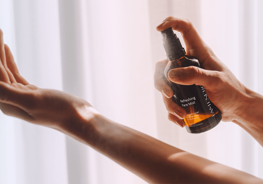 Wassersprays für Körper und Gesicht wie das Refreshing Face Mist