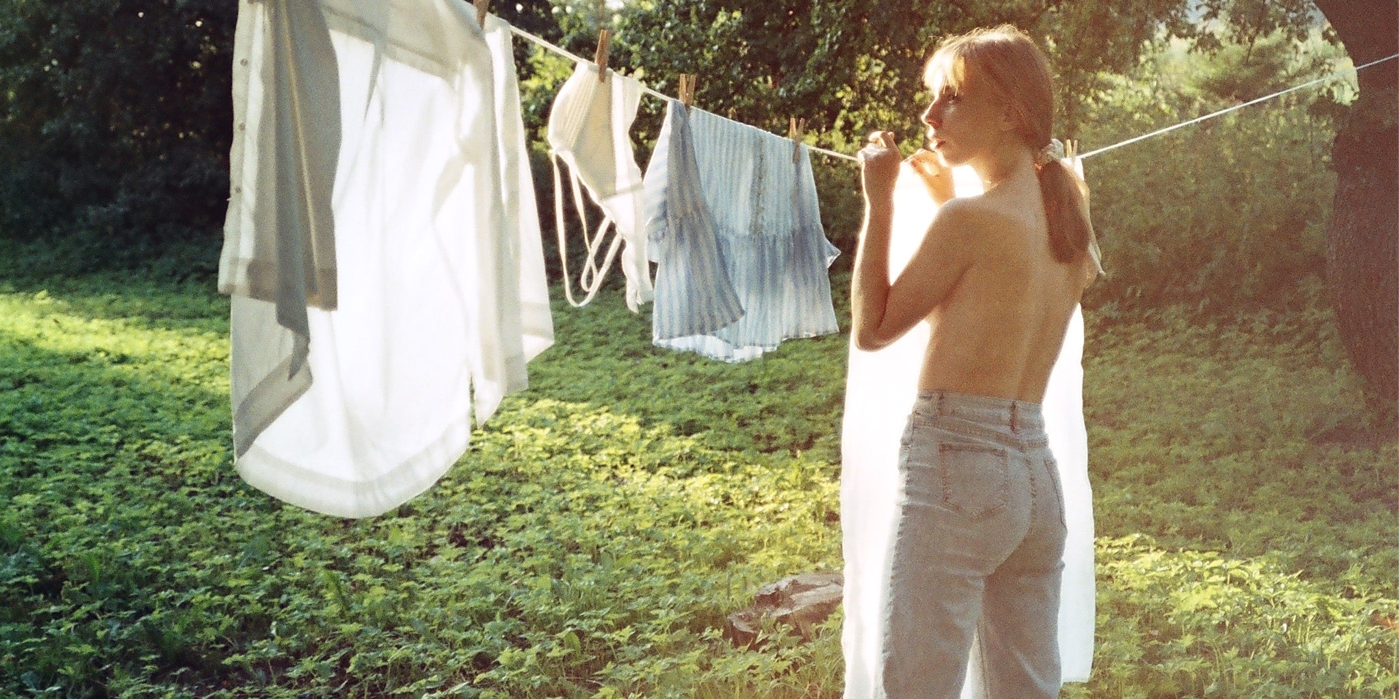 Das micaraa Gesichtsserum mit Bakuchiol für reife und unreine Haut