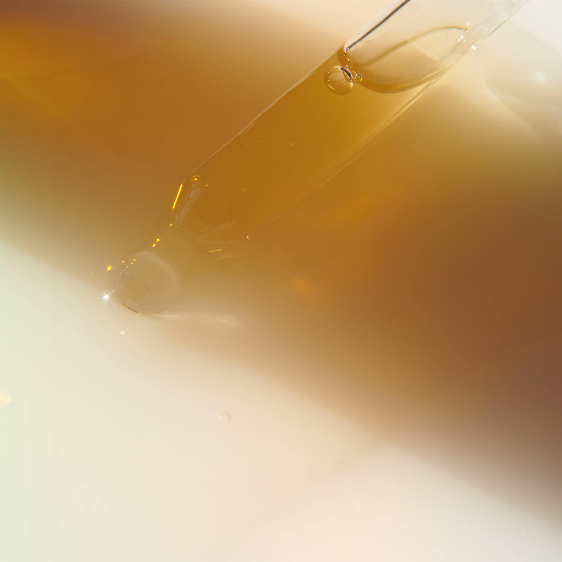 Micaraa Mini Gesichtsöl gegen fahlen Teint und ölige Haut